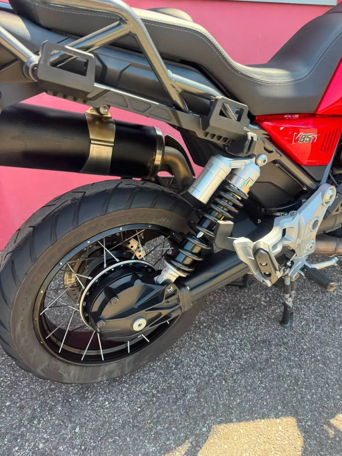 Moto Guzzi V85 TT (2019 - 20) (8)