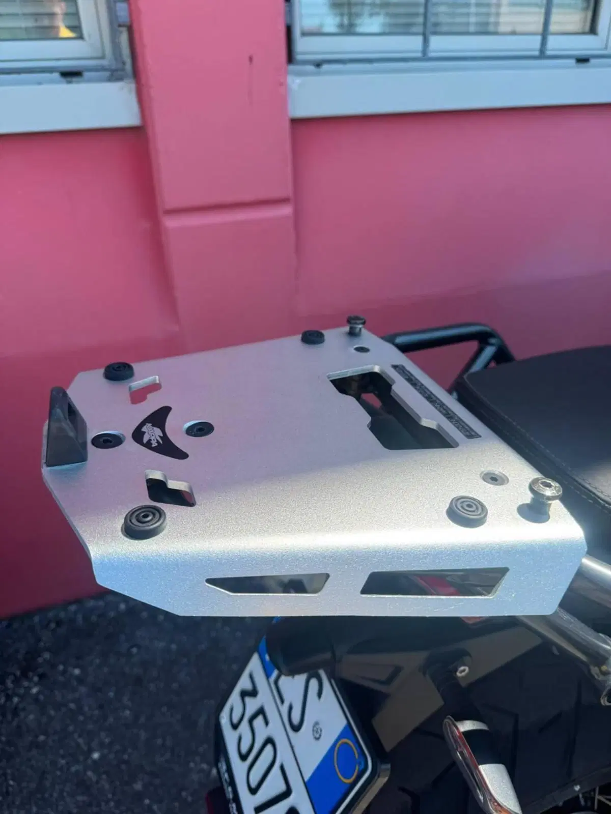 Moto Guzzi V85 TT (2019 - 20) (9)