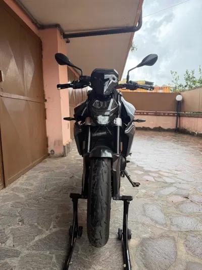Bmw F 900 R (2021 - 24) usata