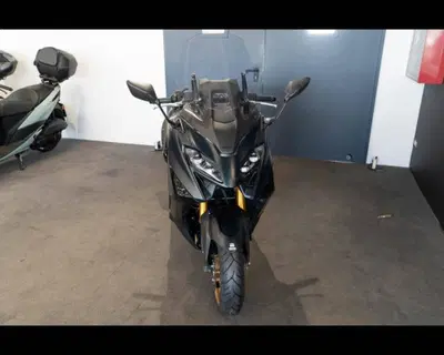 Yamaha T-Max 560 (2022 - 24) usata
