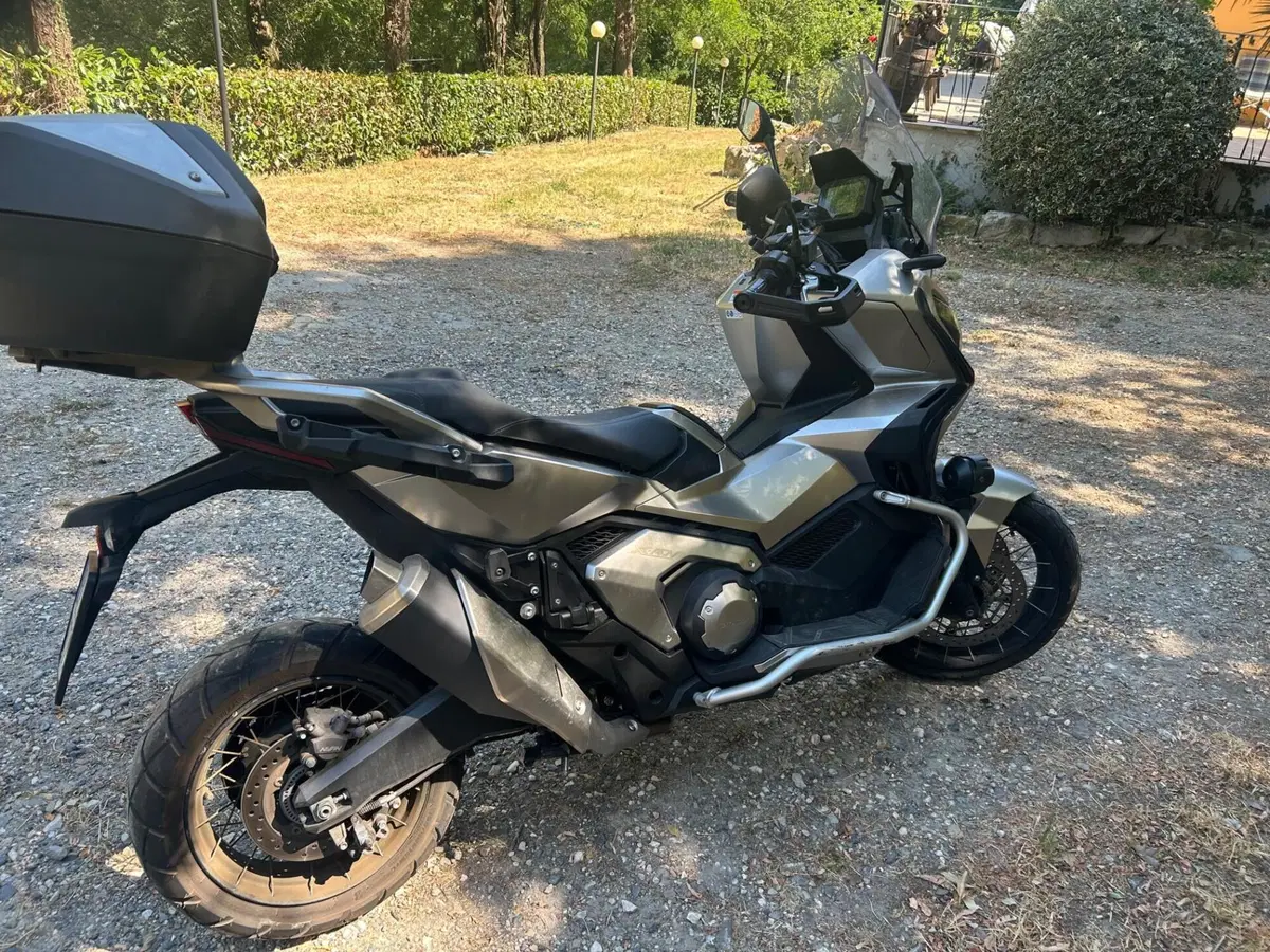 Honda X-ADV 750 DCT Adventure (2021 - 24) (2)