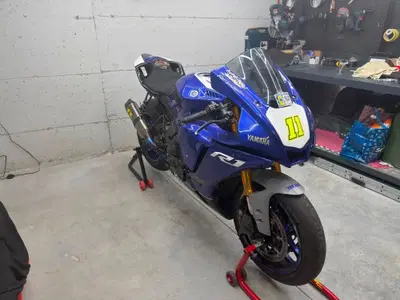 Yamaha YZF R1 (2020 - 25) usata