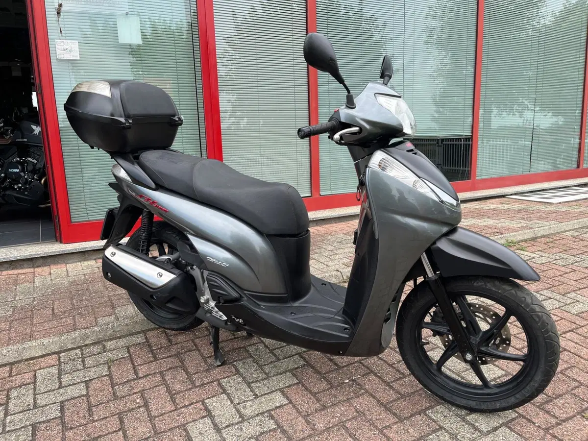 Honda SH 300 i (2006 - 10) (2)