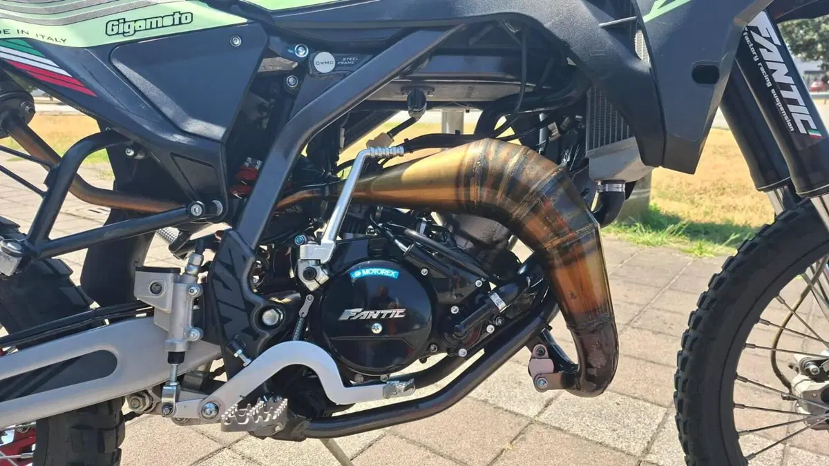 Fantic Motor Enduro 50 Performance 2t (2020) (3)