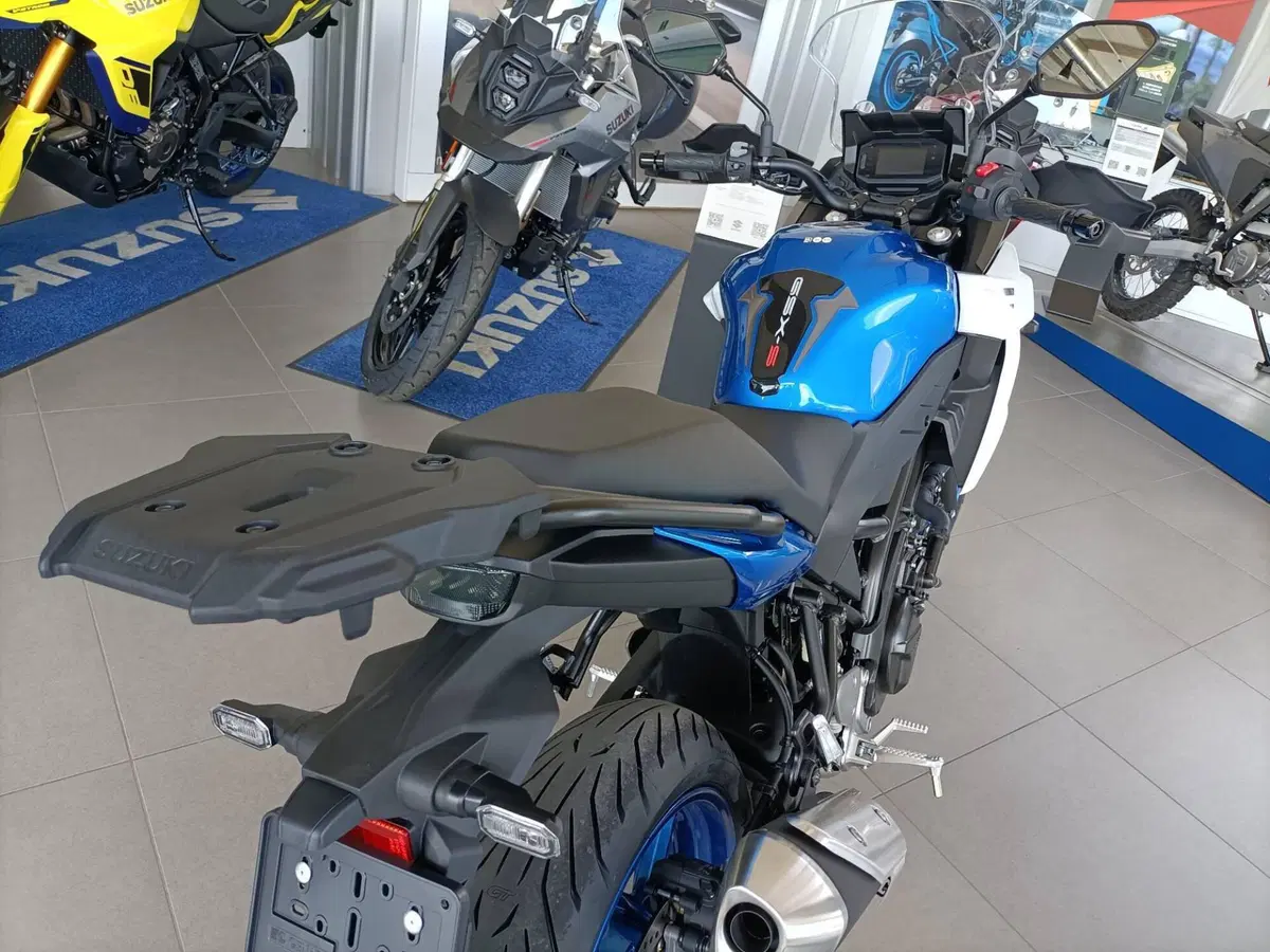 Suzuki SV-7GX (2026) (4)