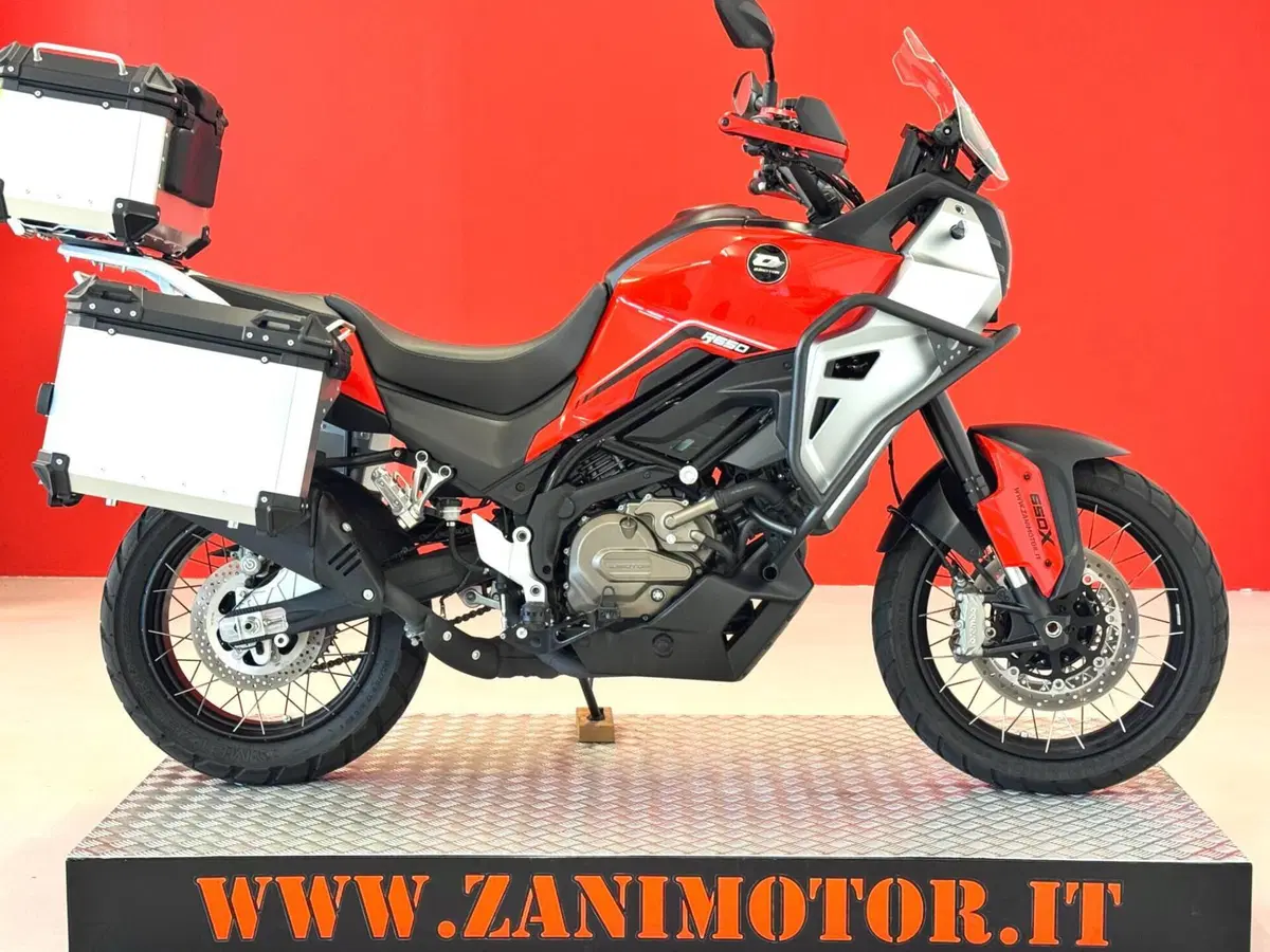 QJ Motor SVT 650 X (2025 - 26)