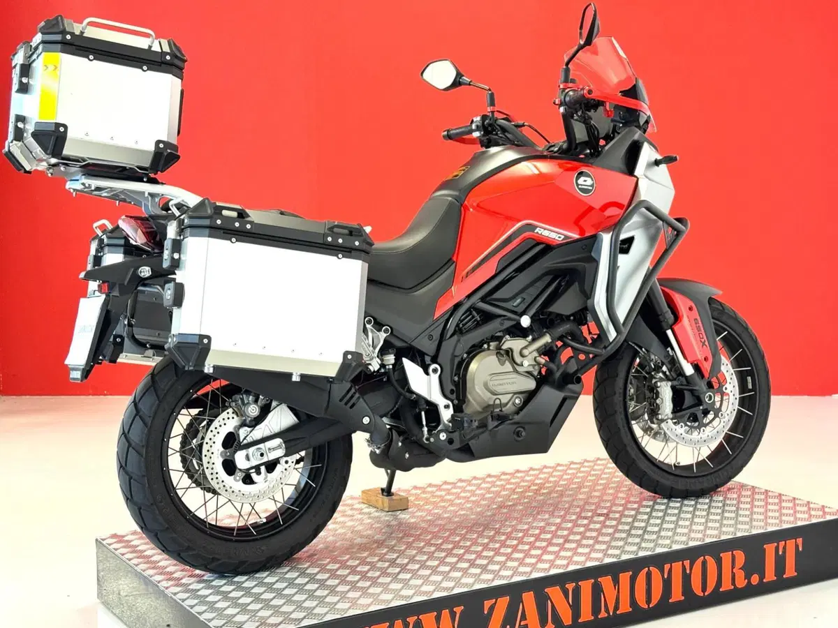 QJ Motor SVT 650 X (2025 - 26) (8)