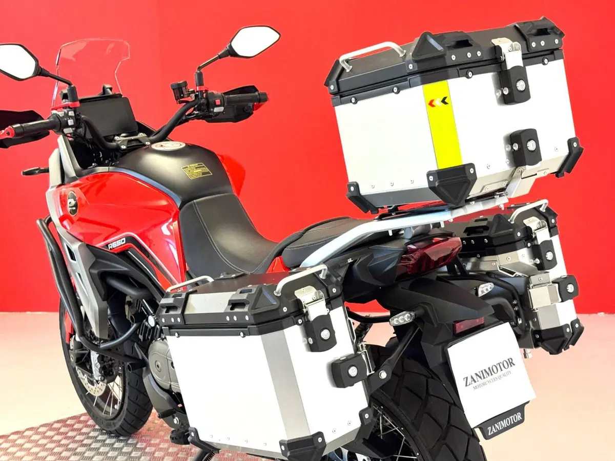QJ Motor SVT 650 X (2025 - 26) (16)