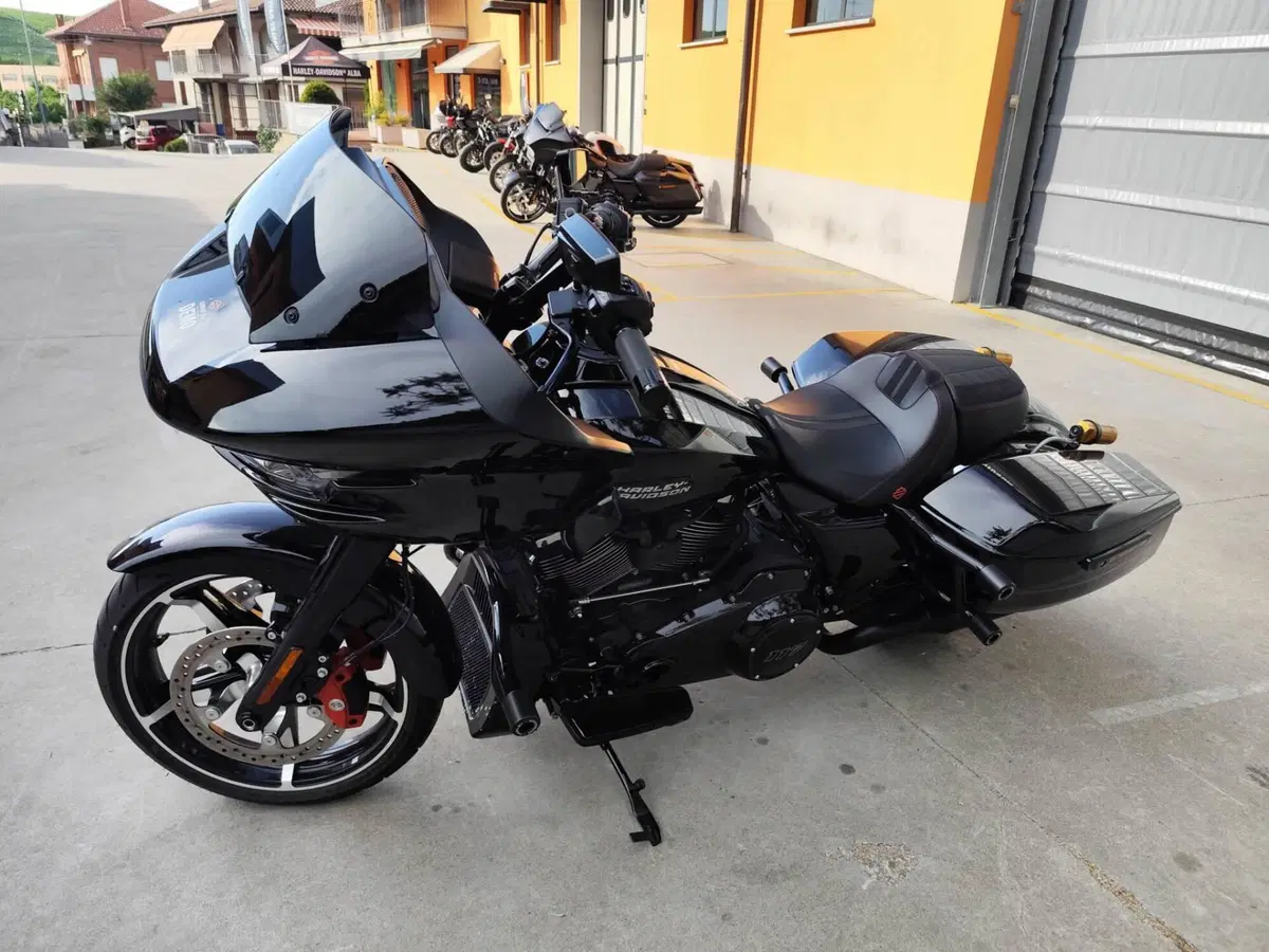 Harley-Davidson Road Glide (2024 - 26) (6)