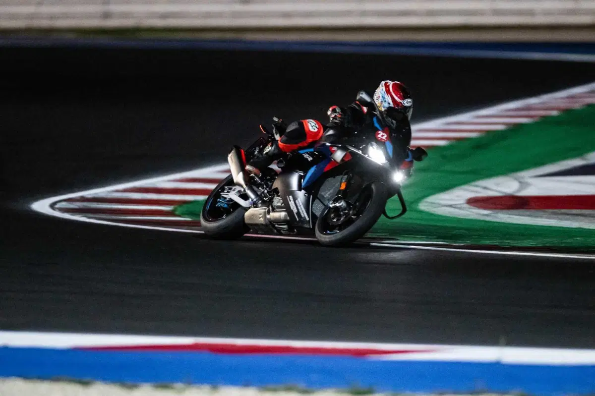 Sulla M1000RR a Misano, di notte! (6)