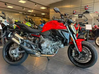 Ducati Monster 890 (2026) usata