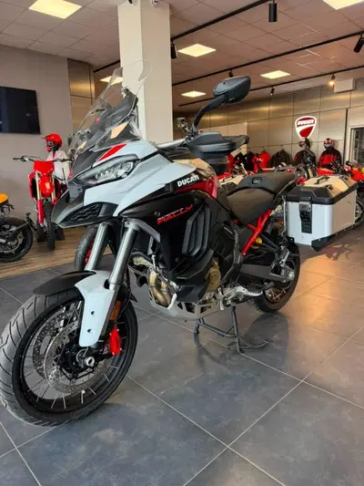 Ducati Multistrada V4 Rally (2026) nuova