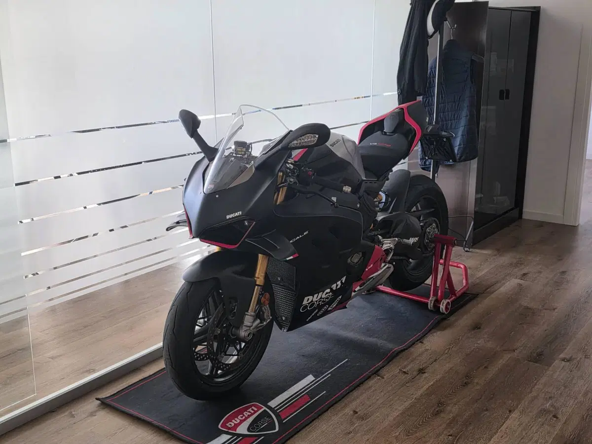 Ducati Panigale V4 1100 SP2 (2022 - 23) (5)