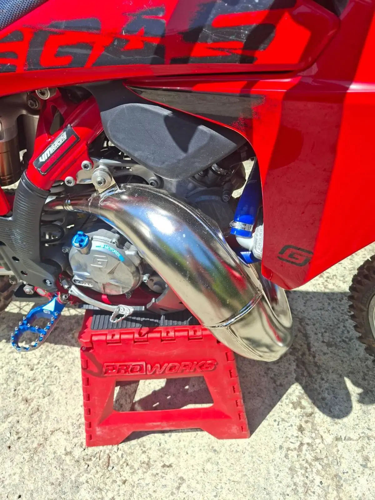 GASGAS EC 125 (2025) (6)