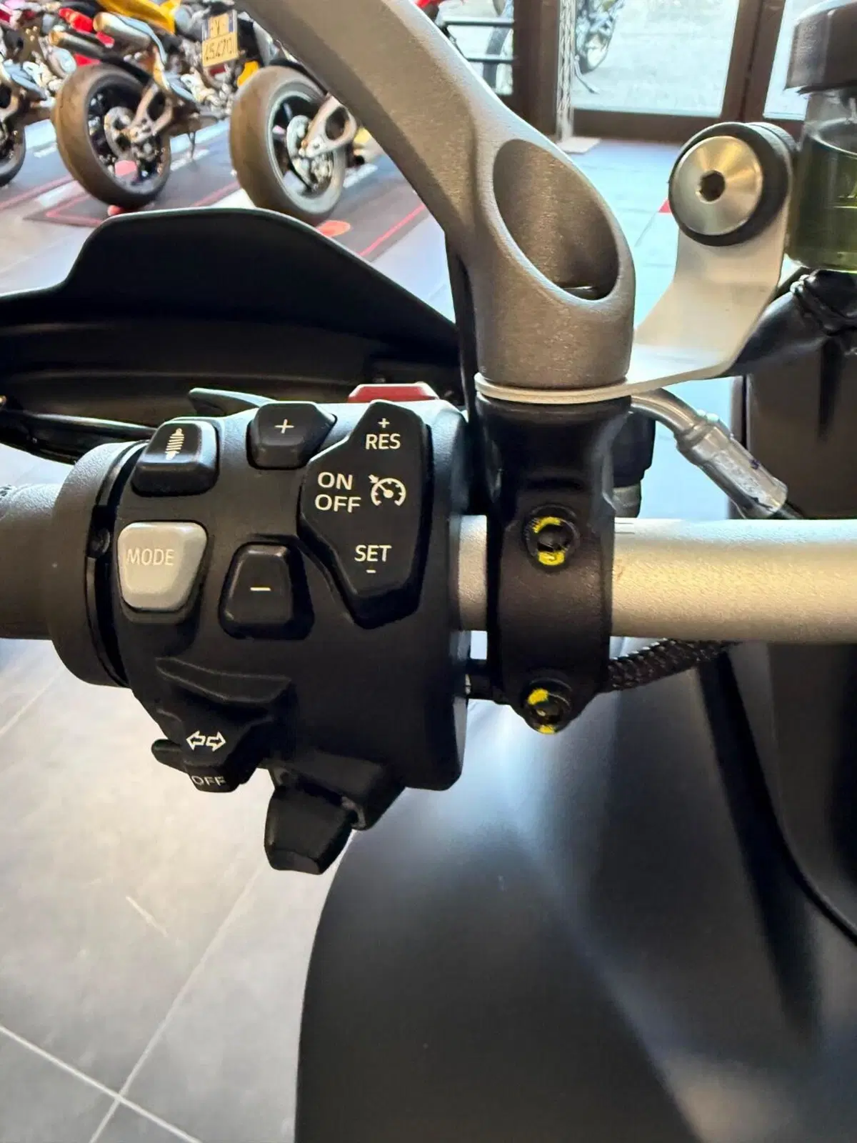 Ducati Multistrada V4 S (2025 - 26) (9)