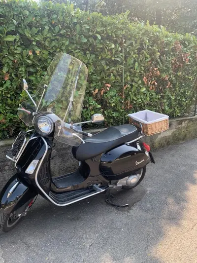 Vespa GTS 300 (2010 - 14) usata