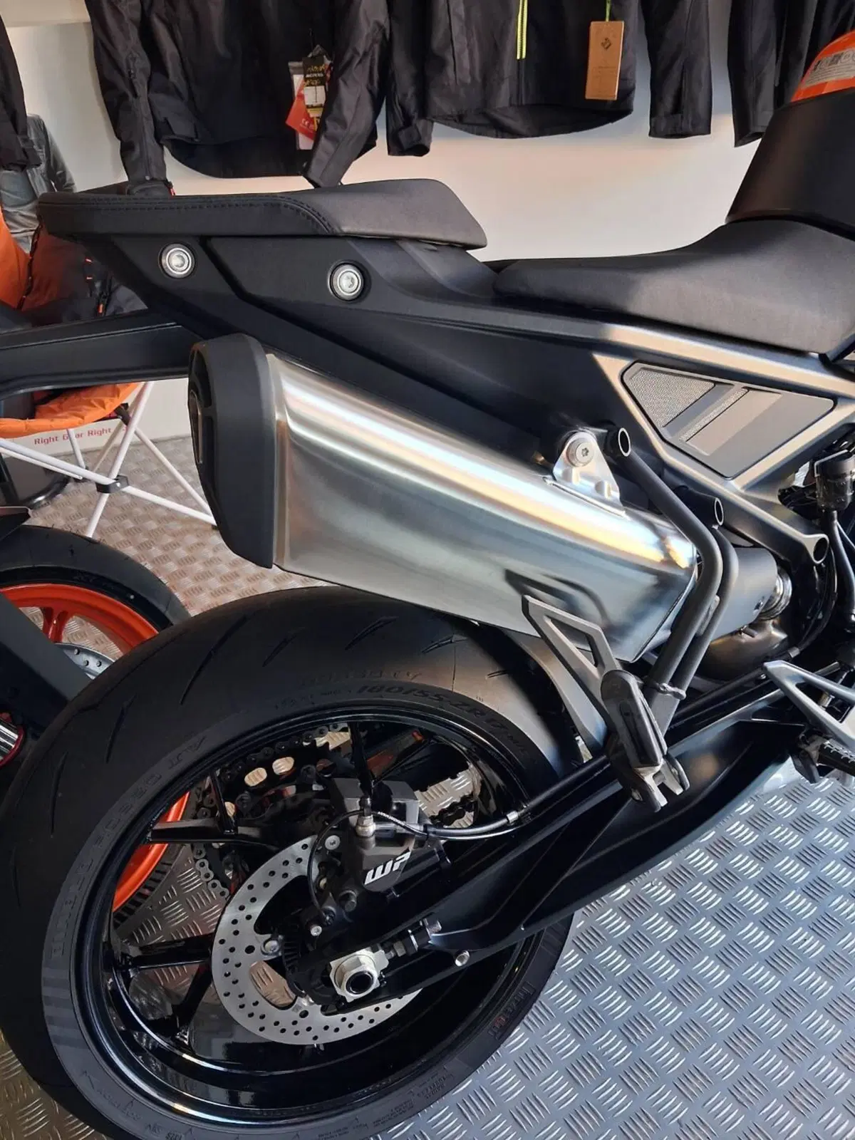 KTM 790 Duke (2027) (5)