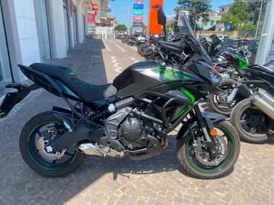 Kawasaki Versys 650 (2025 - 26) usata