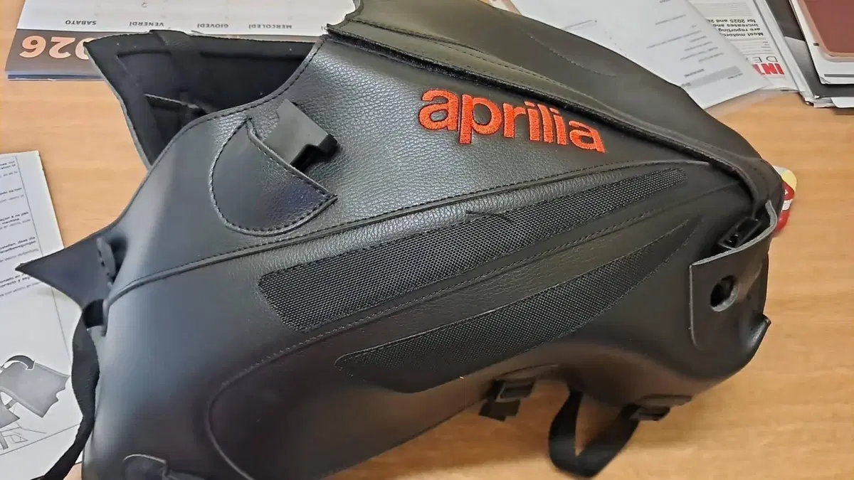 COPRISERBATOIO PEGASO STRADA /TRAIL / FACTORY Aprilia
