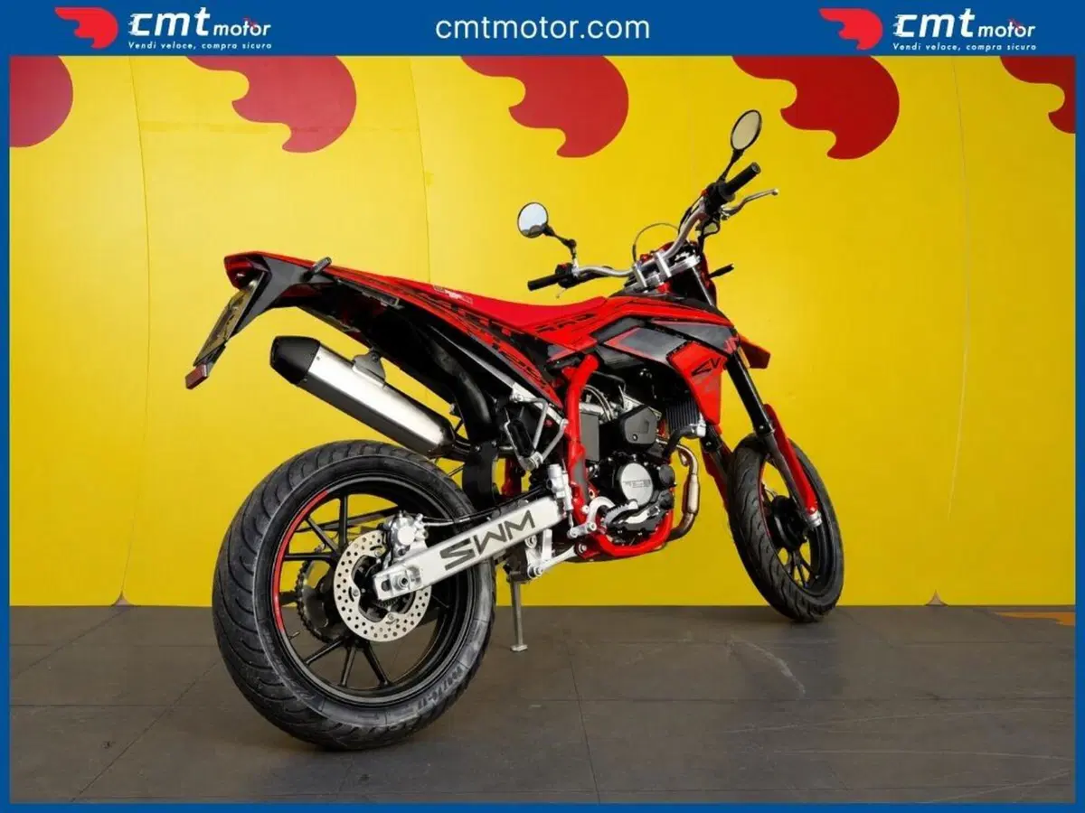 Swm SM 125 R (2025 - 26) (4)