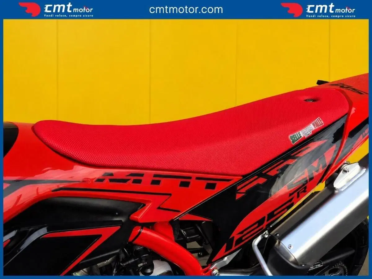 Swm SM 125 R (2025 - 26) (9)