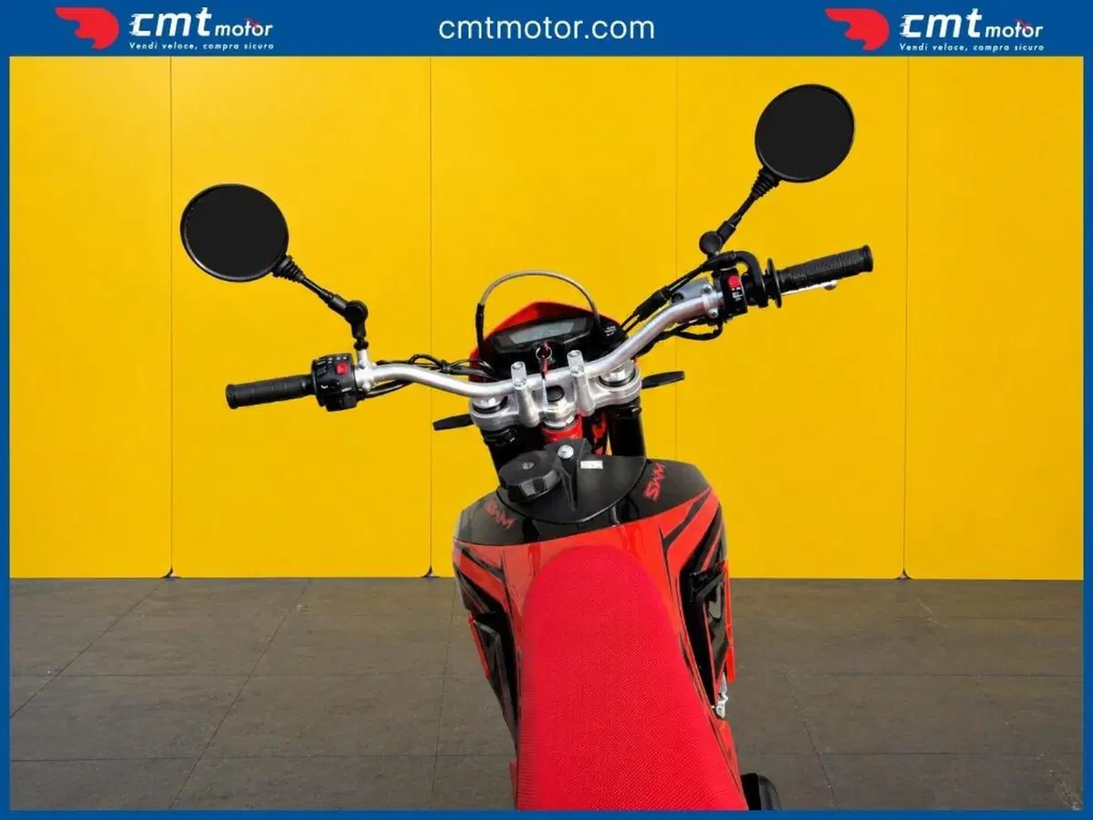 Swm SM 125 R (2025 - 26) (11)