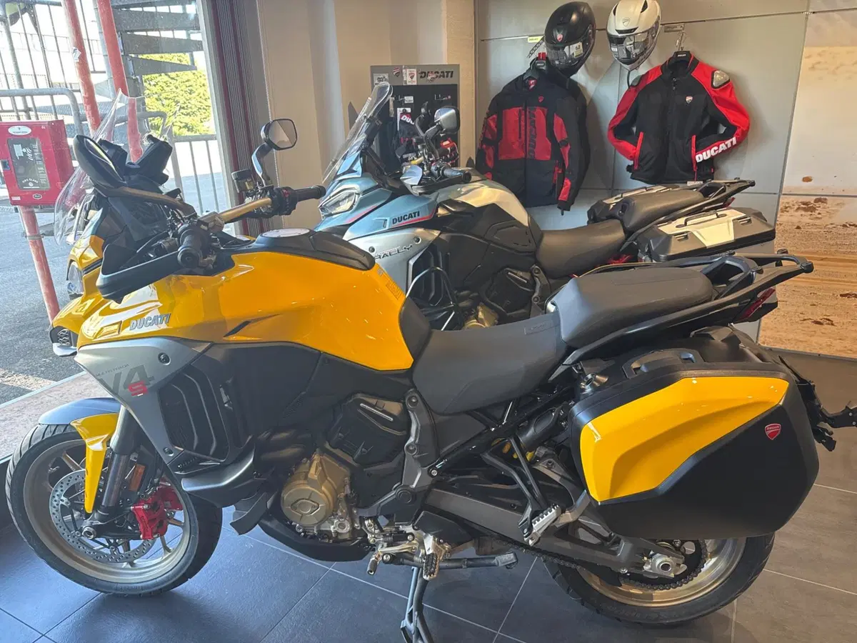 Ducati Multistrada V4 S (2025 - 26) (2)