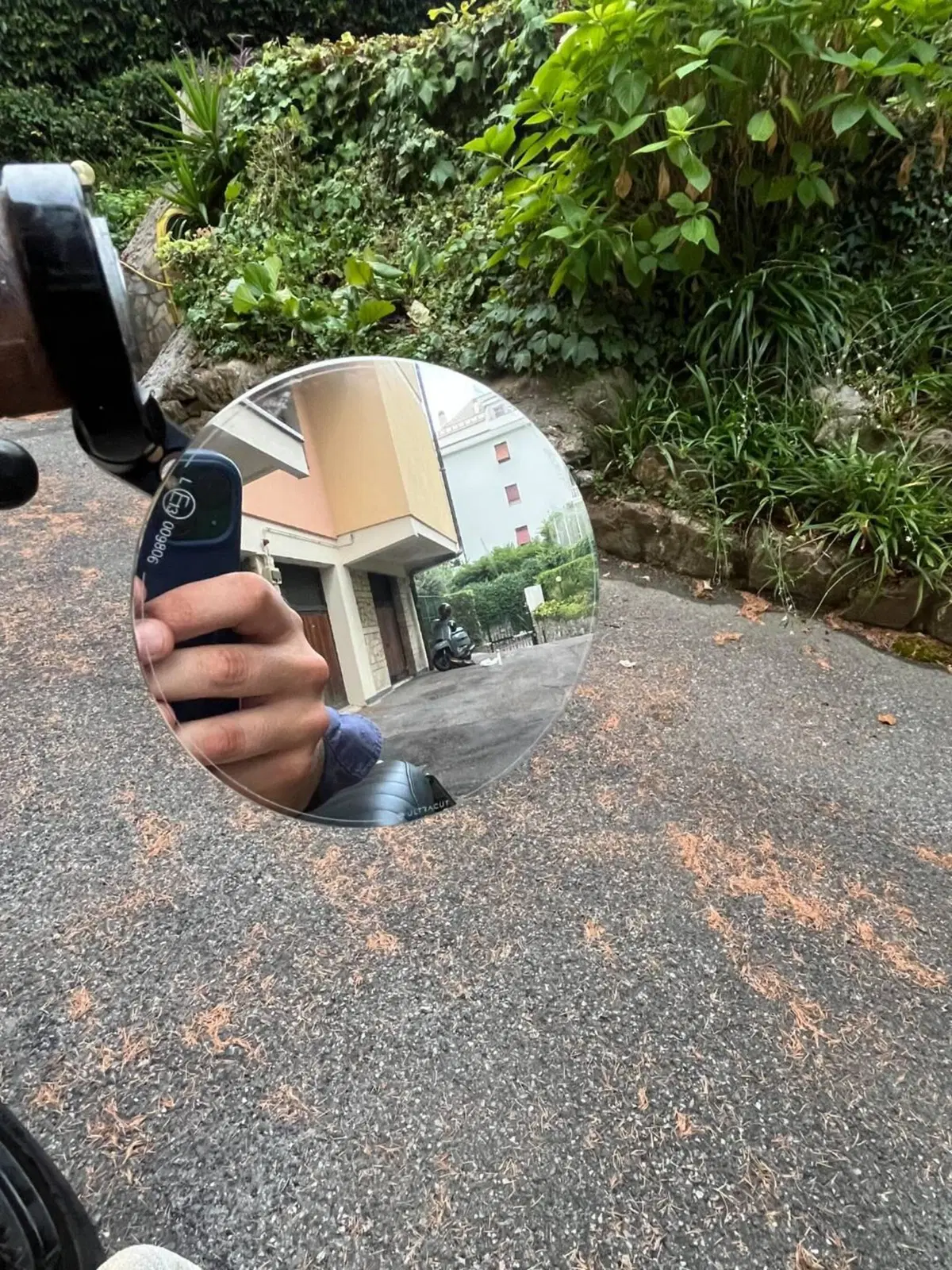 Moto Guzzi V7 II Special (2015 - 17) (9)