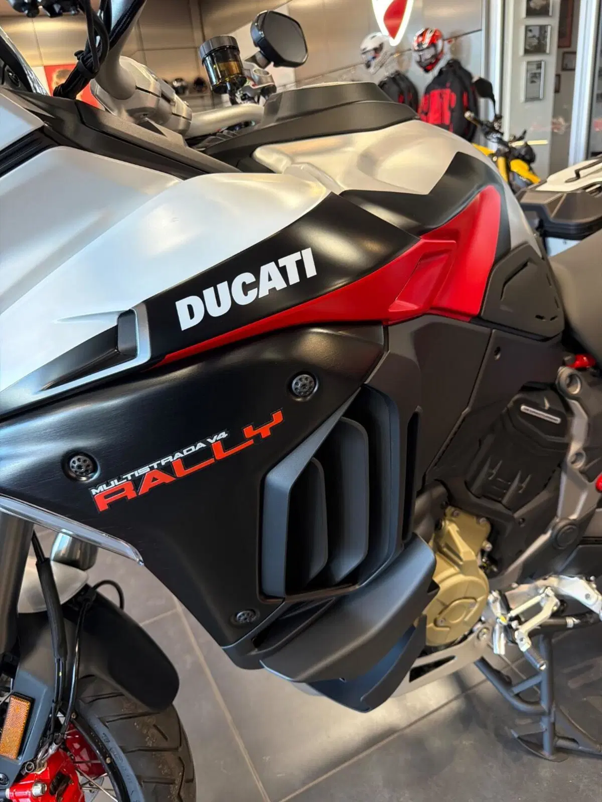 Ducati Multistrada V4 Rally (2026) (16)