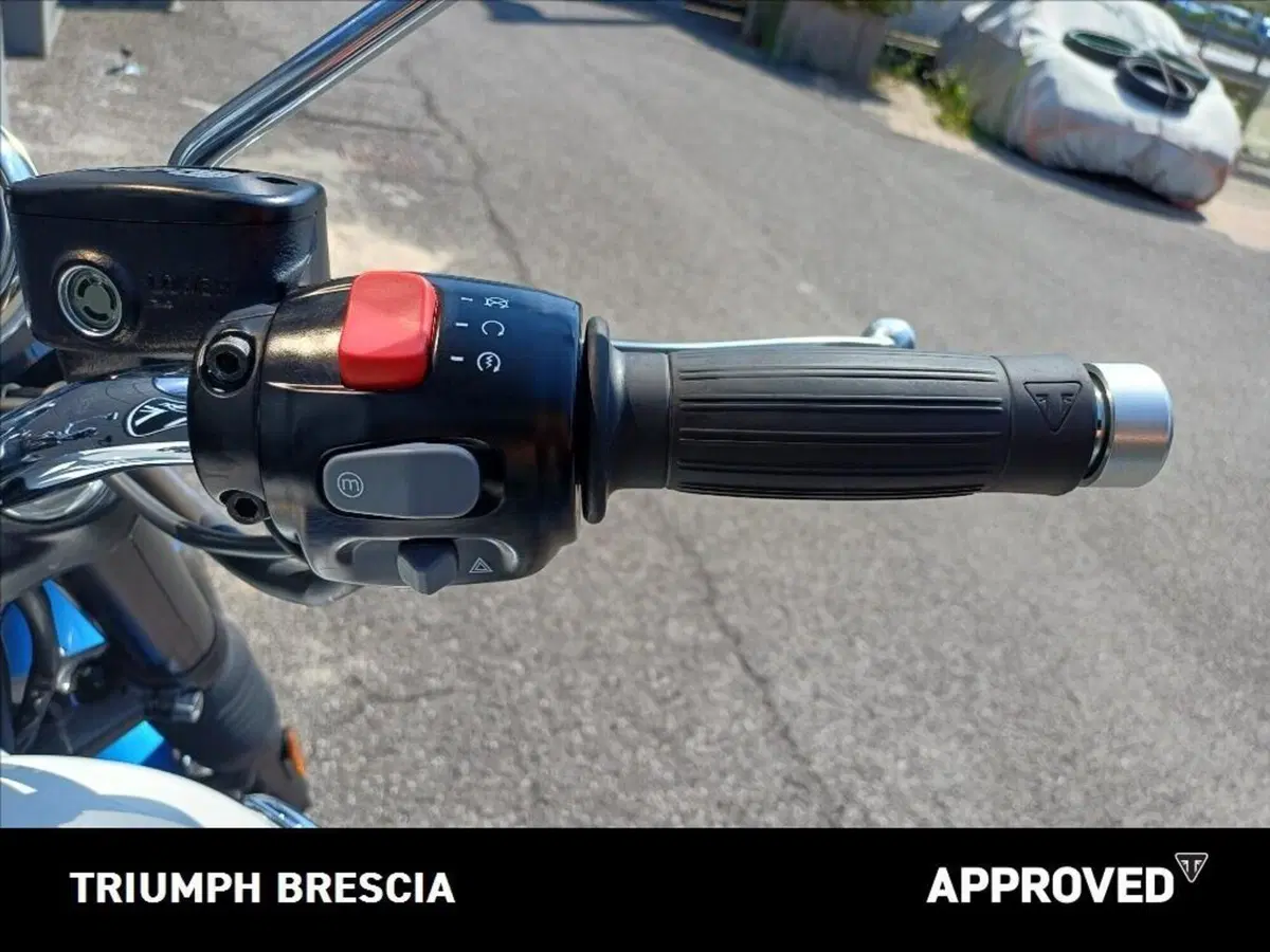 Triumph Bonneville T120 (2021 - 25) (9)