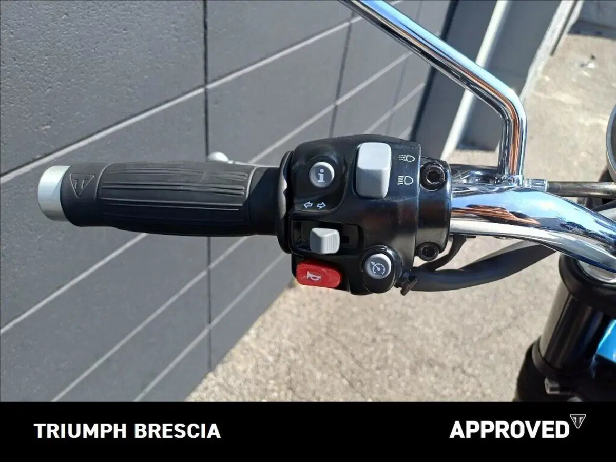 Triumph Bonneville T120 (2021 - 25) (8)