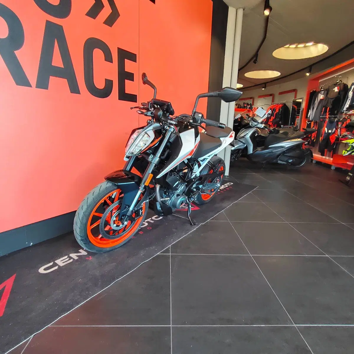 KTM 390 Duke (2021 - 23) (9)