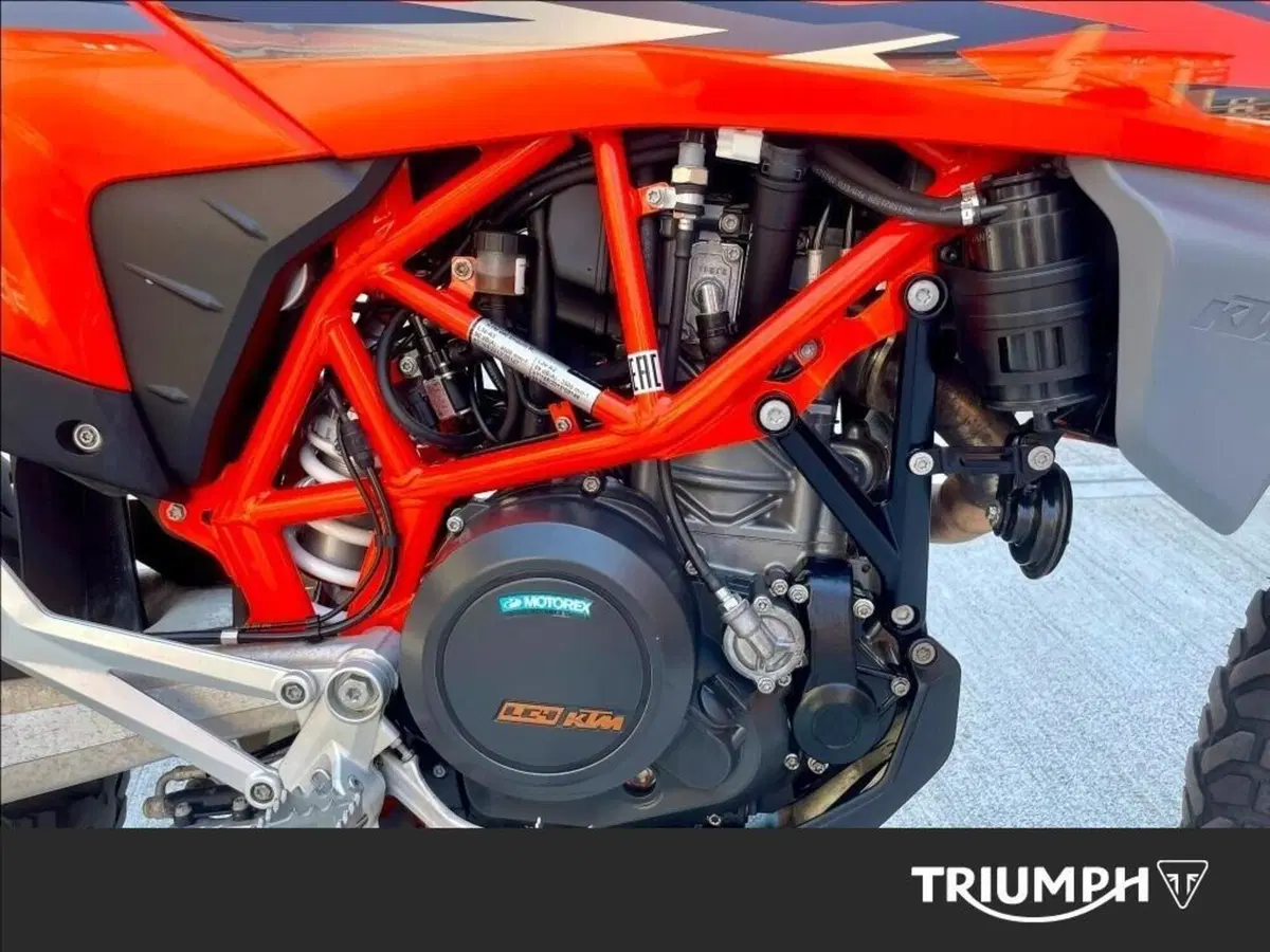 KTM 690 Enduro R (2022 - 25) (8)