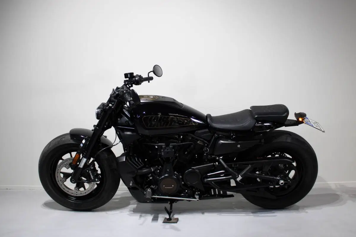 Harley-Davidson Sportster S (2022 - 24) (4)