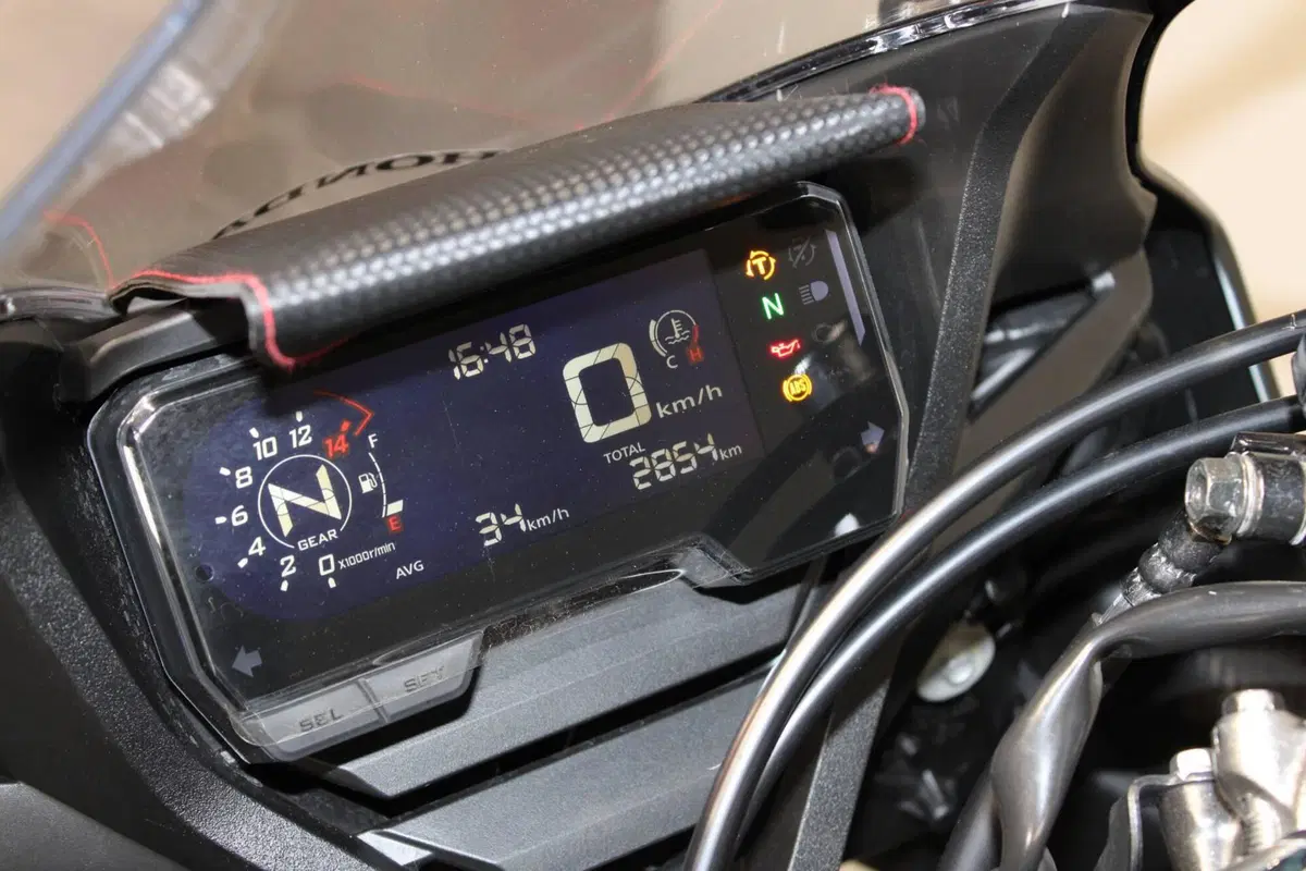 Honda CBR 650 R (2021 - 23) (6)