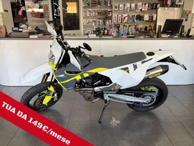 Husqvarna 701 Supermoto (2020) usata