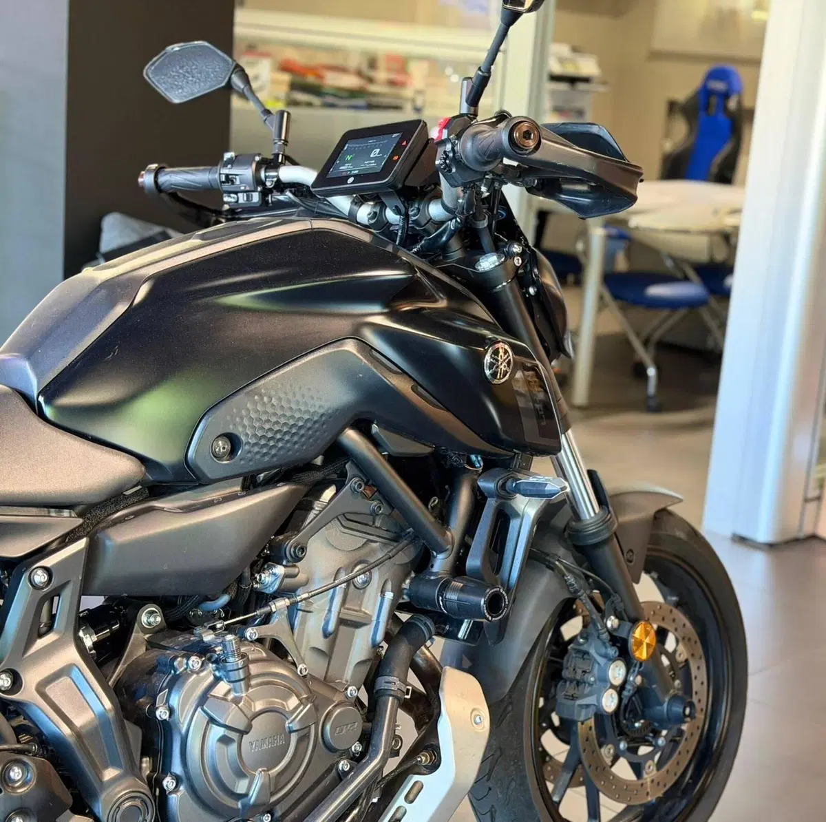 Yamaha MT-07 Pure (2023 - 25) (3)