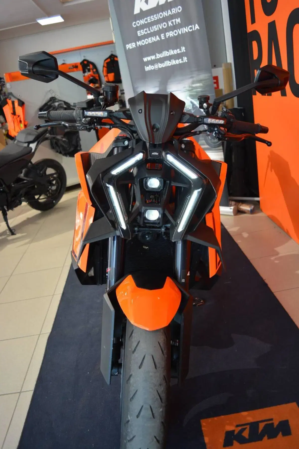 KTM 1390 Super Duke R (2024 - 26) (7)