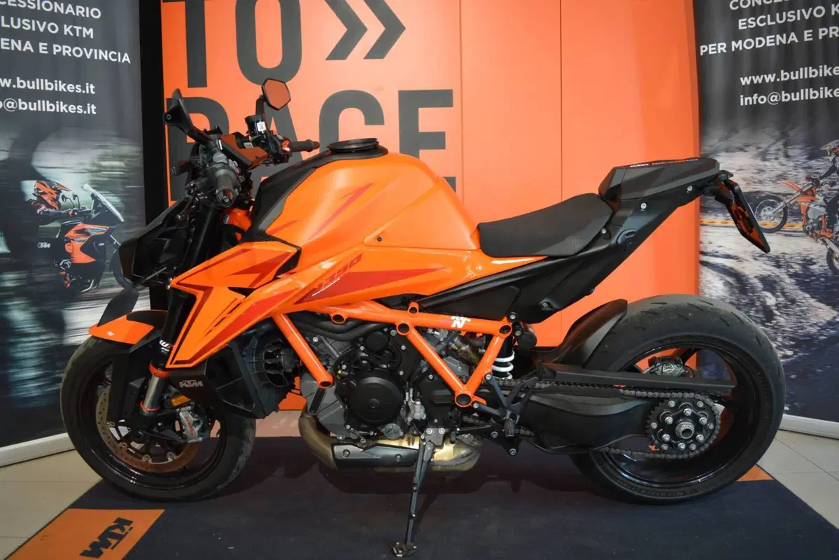 KTM 1390 Super Duke R (2024 - 26) (2)
