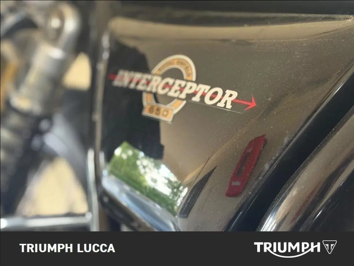 Royal Enfield Interceptor 650 (2021 - 26) (9)