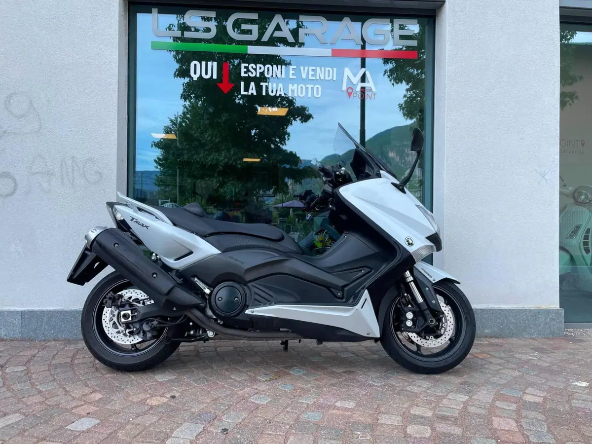 Yamaha T-Max 530 ABS (2015 - 17) (5)