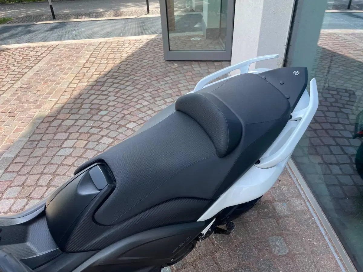 Yamaha T-Max 530 ABS (2015 - 17) (6)