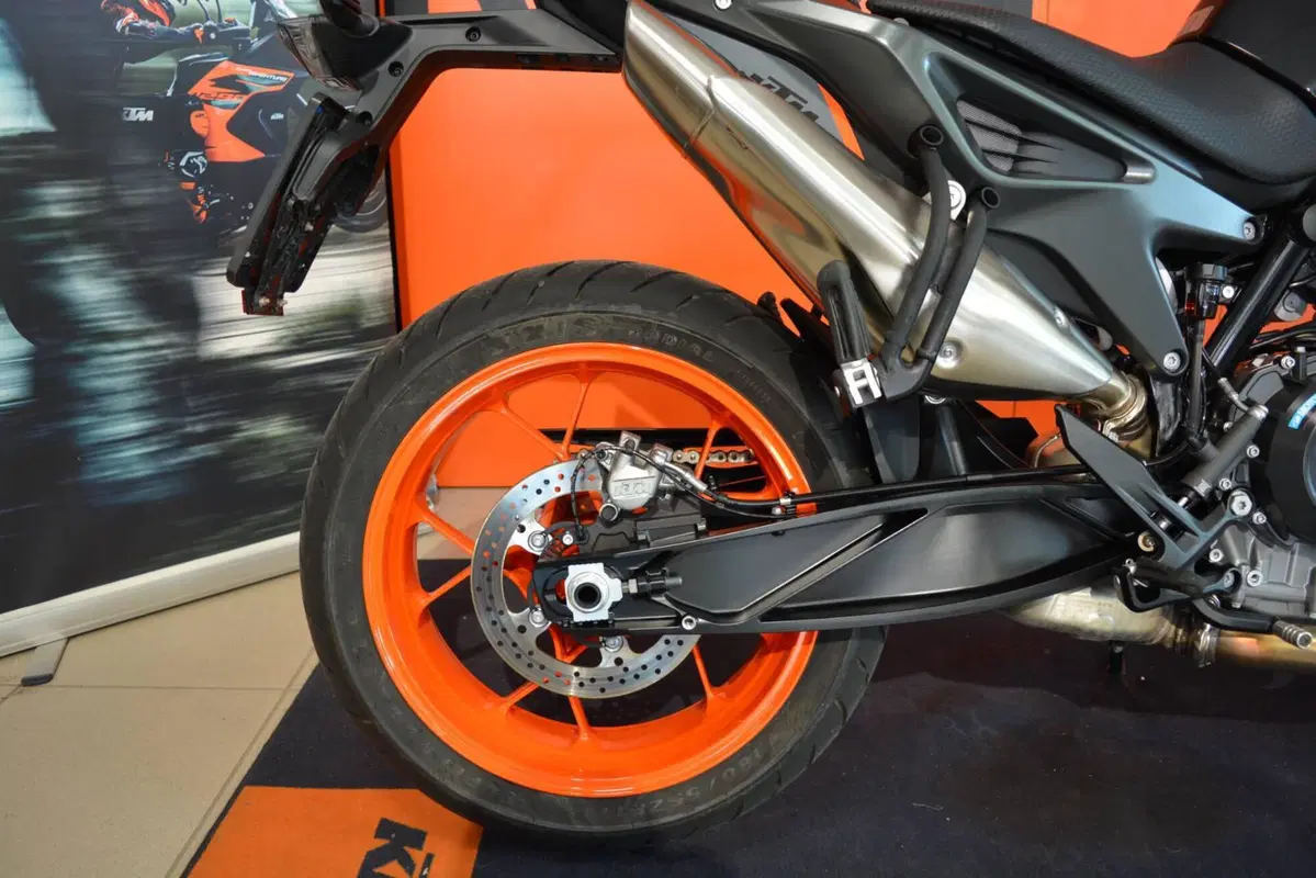 KTM 790 Duke (2025 - 26) (14)