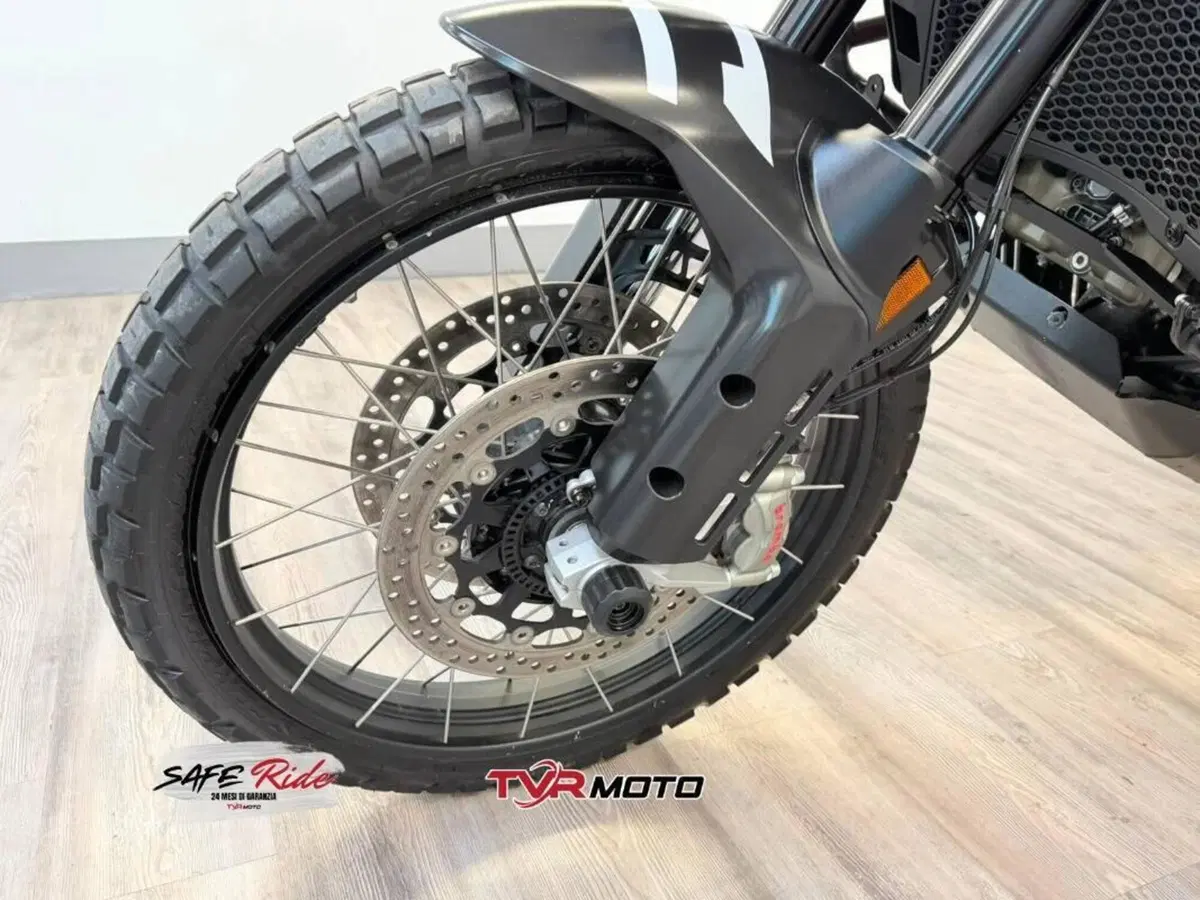 Ducati DesertX (2022 - 25) (11)