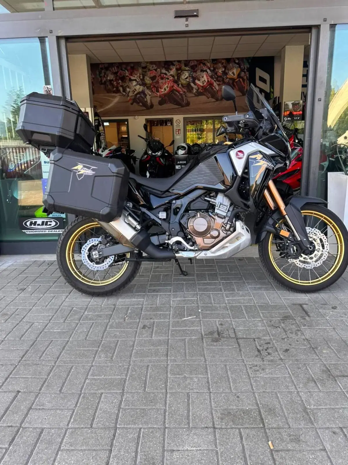 Honda Africa Twin CRF 1000L Adventure Sports DCT (2018 - 19) (2)