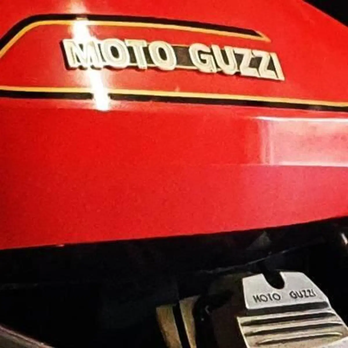 Moto Guzzi V35 II (6)