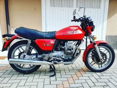 Moto Guzzi V35 II d'epoca