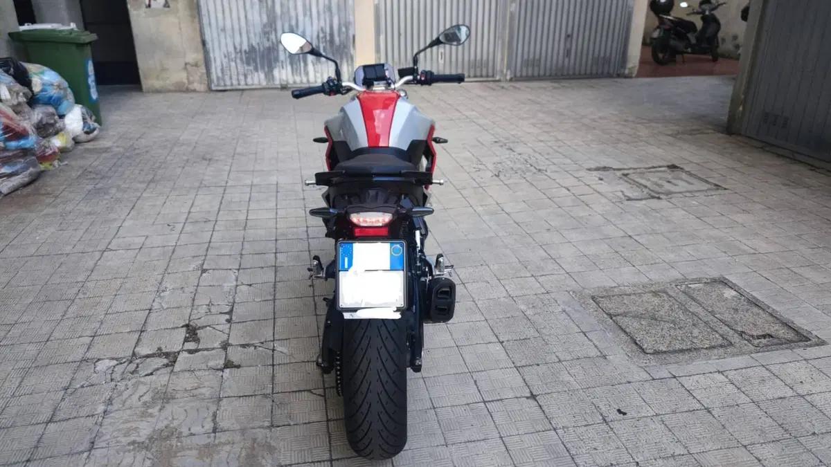 Bmw F 900 R (2021 - 24) (4)