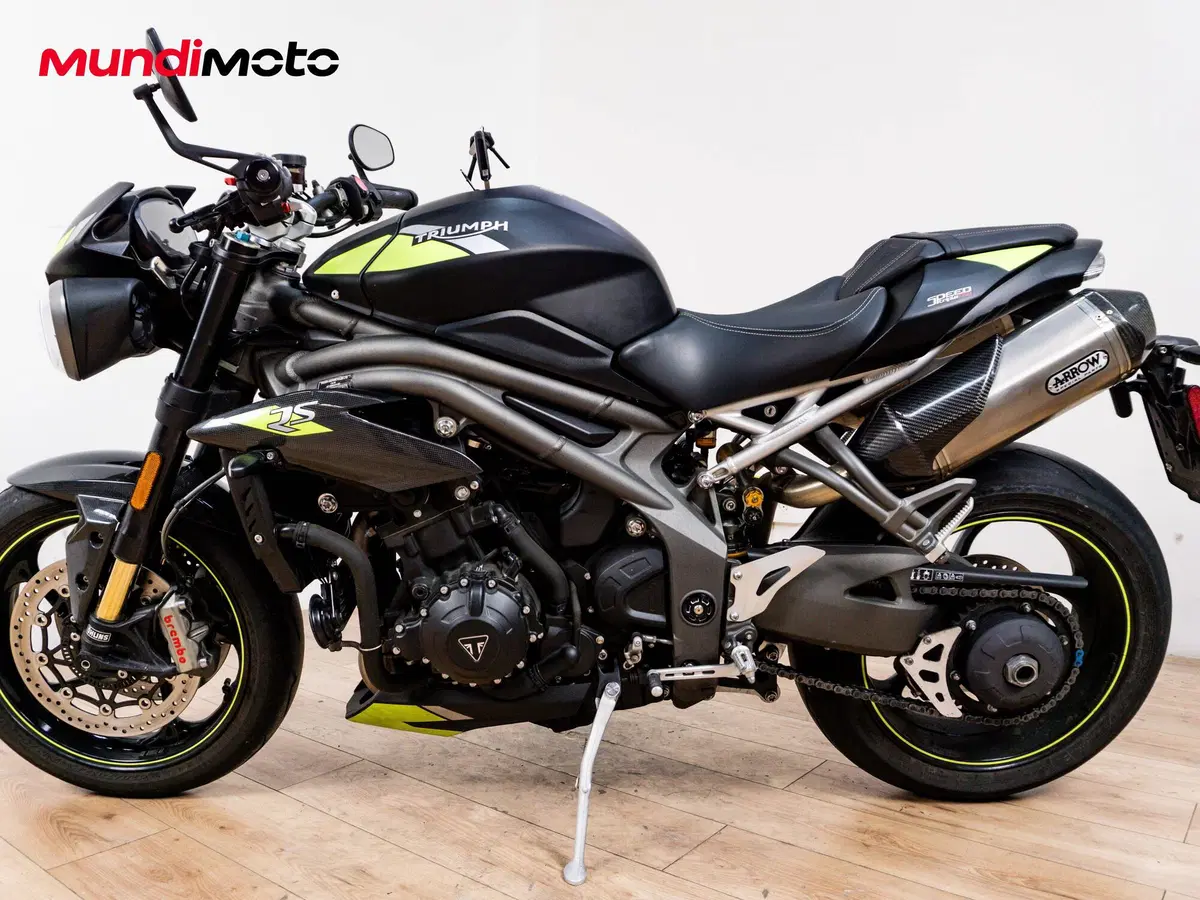 Triumph Speed Triple 1050 RS (2018 - 20) (6)