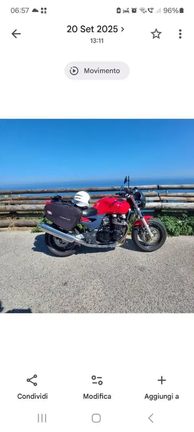 Kawasaki ZR-7 (2001 - 04) usata